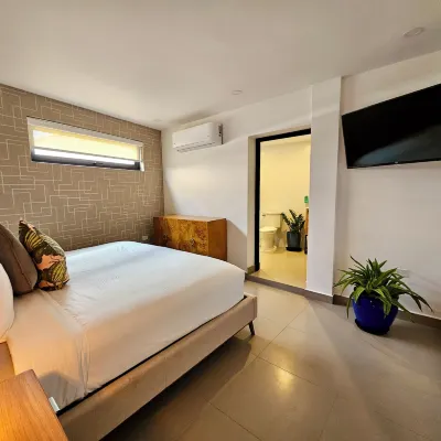La Calma Poshtel Hotels near Central Park