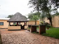 印金達巴旅館 Lion Encounter Zimbabwe附近的飯店