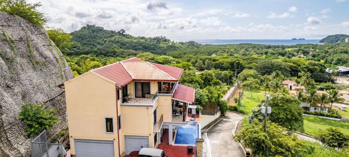 Coastal-Inspired Condo w/ Infinity Pool & Oceanview Terrace Hotels in Playa Flamingo