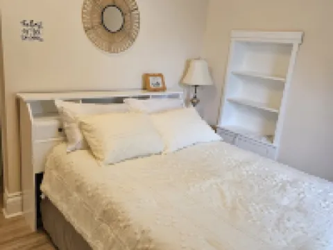 Sunflower Guest Suites Hotels in Summerside