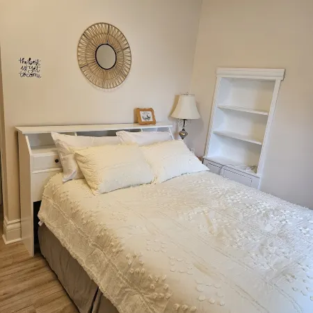 Sunflower Guest Suites