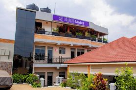 Ally Ngali Motel