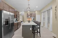 Red Brick Hideaway | JZ Vacation Rentals - Bungalows