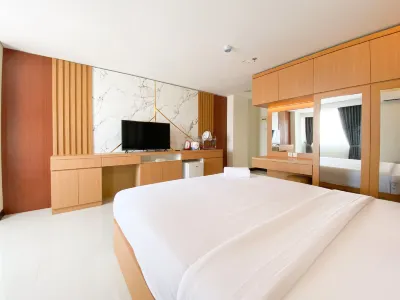Cozy Living Studio (No Kitchen) at Sentraland Semarang Apartment