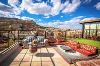 Belenus Cave House