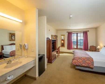 Silverland Inn Hotels in Storey County