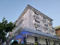 Beach Hotel Clerice Hotels in Marebello