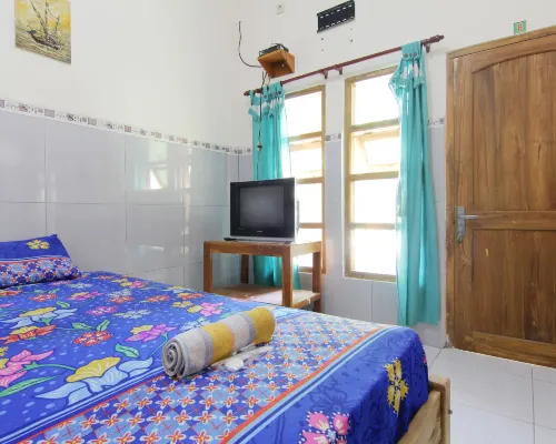 Losmen Alden Hotels in Kretek