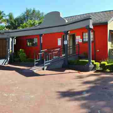 Lapologa Bed & Breakfast Hotel Exterior