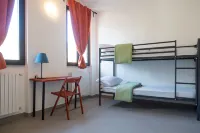 Lake Como Beach Hostel Hotels in Dubino