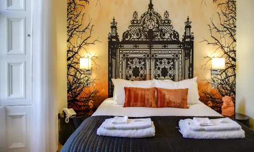 Clarendon Luxury Apartments