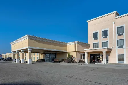 Comfort Inn & Suites