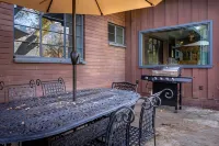 Roads End River Home - 5 bedrooms