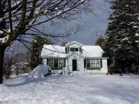 Family and Friends 4 Bedroom Newer Vacation Home