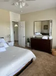 Beautiful & Comfortable One Bedroom /One Bathroom