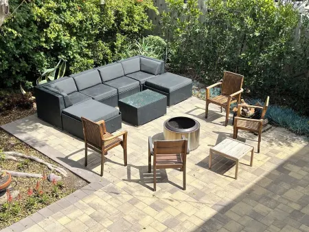 Mid-Century Beach Lodge- 1 Block to Beach!