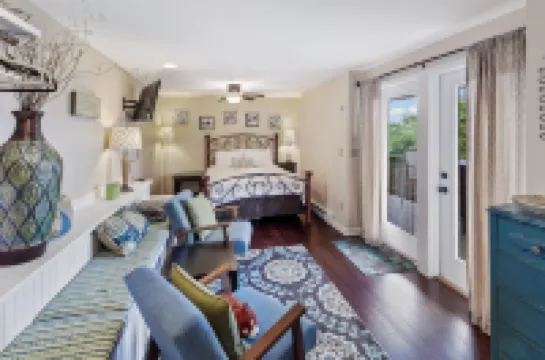 Mountain Views and Game Room - Stunning Family Haven