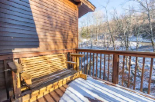 Spectacular Mountain Views and Hot Tub - Elegant Retreat