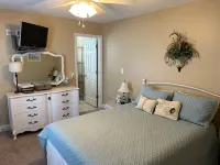 Spacious Cottage with Golf Cart Access - Charming Family Retreat