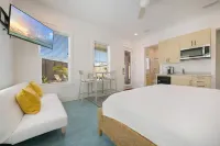 Private Entrance and Pool Access - Charming Coastal Hideaway Hotels in Inlet Beach