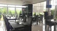 Chaisaeng Villa Hotels in Khai Bang Rachan
