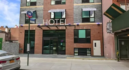 Casa Blanca Hotel Brooklyn