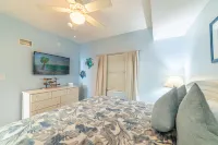 Beachfront Views and Gourmet Kitchen - Stunning Coastal Retreat Hotels in Lower Grand Lagoon