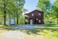 Breathtaking River Views and Cozy Fire Pit - Charming Retreat Hotels in Pike County