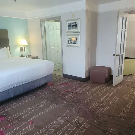 Kemah Edgewater Hotel, SureStay Collection by Best Western