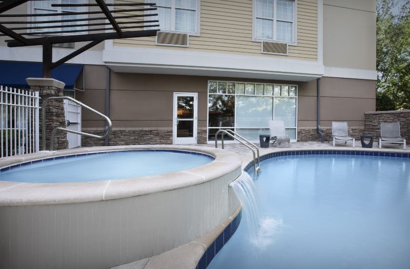 Hotel Indigo Jacksonville-Deerwood Park by IHG photo 3