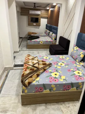 Hotel Divya - bar