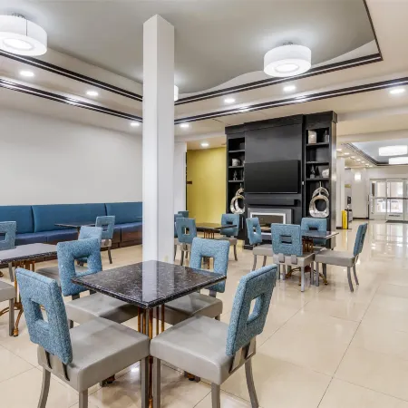 Best Western Plus JFK Inn Suites