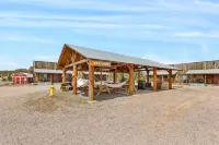 Trapper's Rendezvous Hotels in Williams