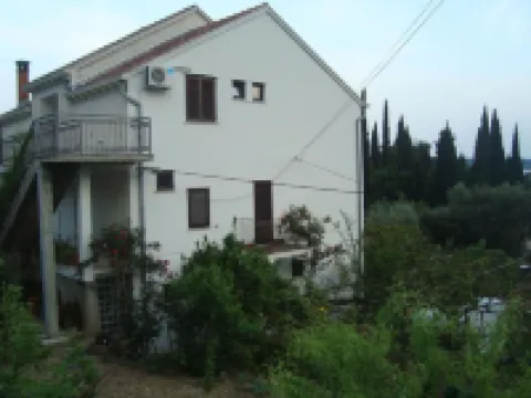 Apartment Gabrijela Hotels in Slano