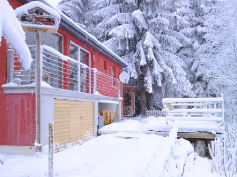 Chalet in Schnett Near Ski Slopes