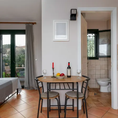 Koxyli Studios & Apartments