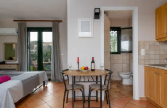 Koxyli Studios & Apartments
