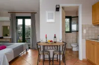 Koxyli Studios & Apartments Hotels in Kokolata Argostoliou