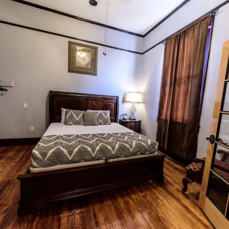 Hotel DeFuniak