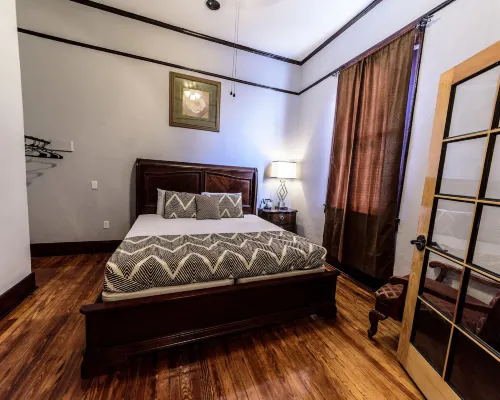 Hotel DeFuniak Hotels in DeFuniak Springs