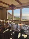 Timber Cove Resort - breakfast