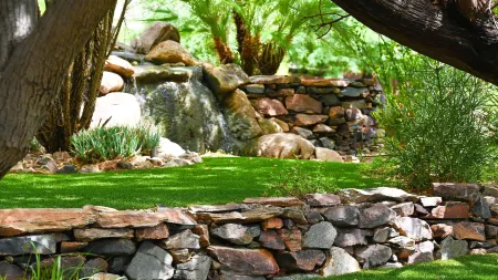 Resort-Like w/ Tennis, Bocci, Golf & Games Galore!