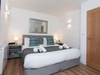 Strawberry Line, Flat 2 Hotels in Wells