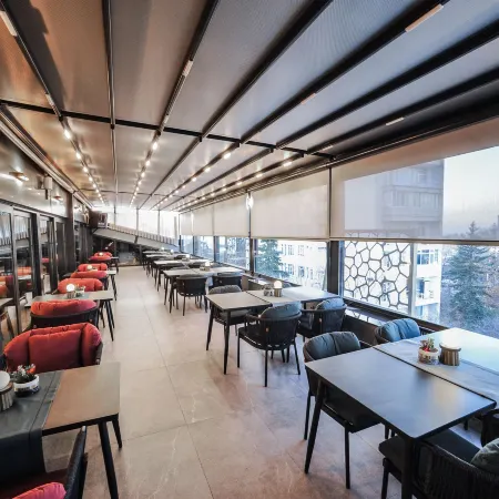 The Alpfine Hotel Отели рядом с достопримечательностью «Башня Атакуле»