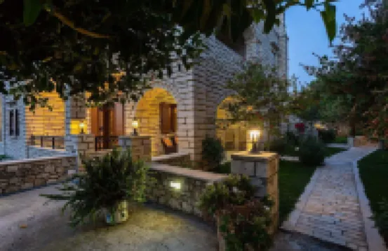 Peacefull Stone-Built Villa