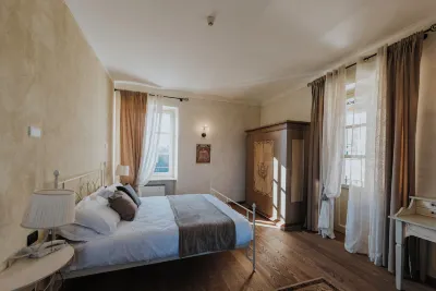 Il Castello di Bubbio Các khách sạn ở Santo Stefano Belbo
