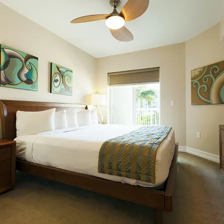 Crystal Palms Beach Resort