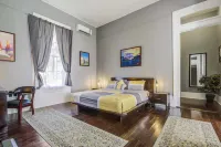 The George Manor Hotels in Galveston