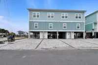 Waterside Retreat