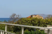 Emmanouel Maisonette near the Sea